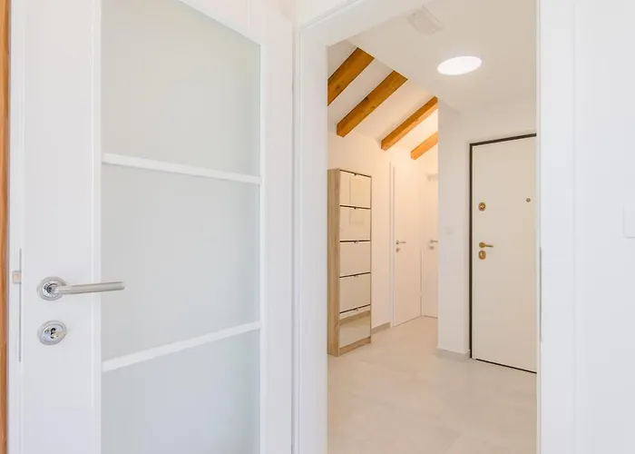 Angela Apartman Split